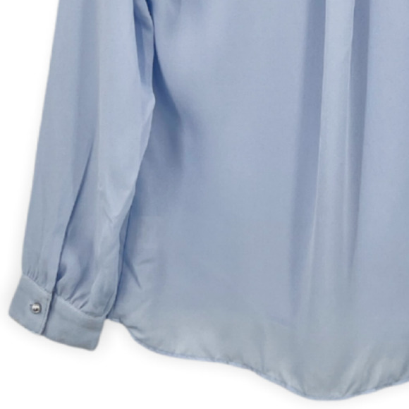Maison Jules Blue V Neck Pleated Long Sleeve Pullover Blouse Size Medium - Picture 4 of 9